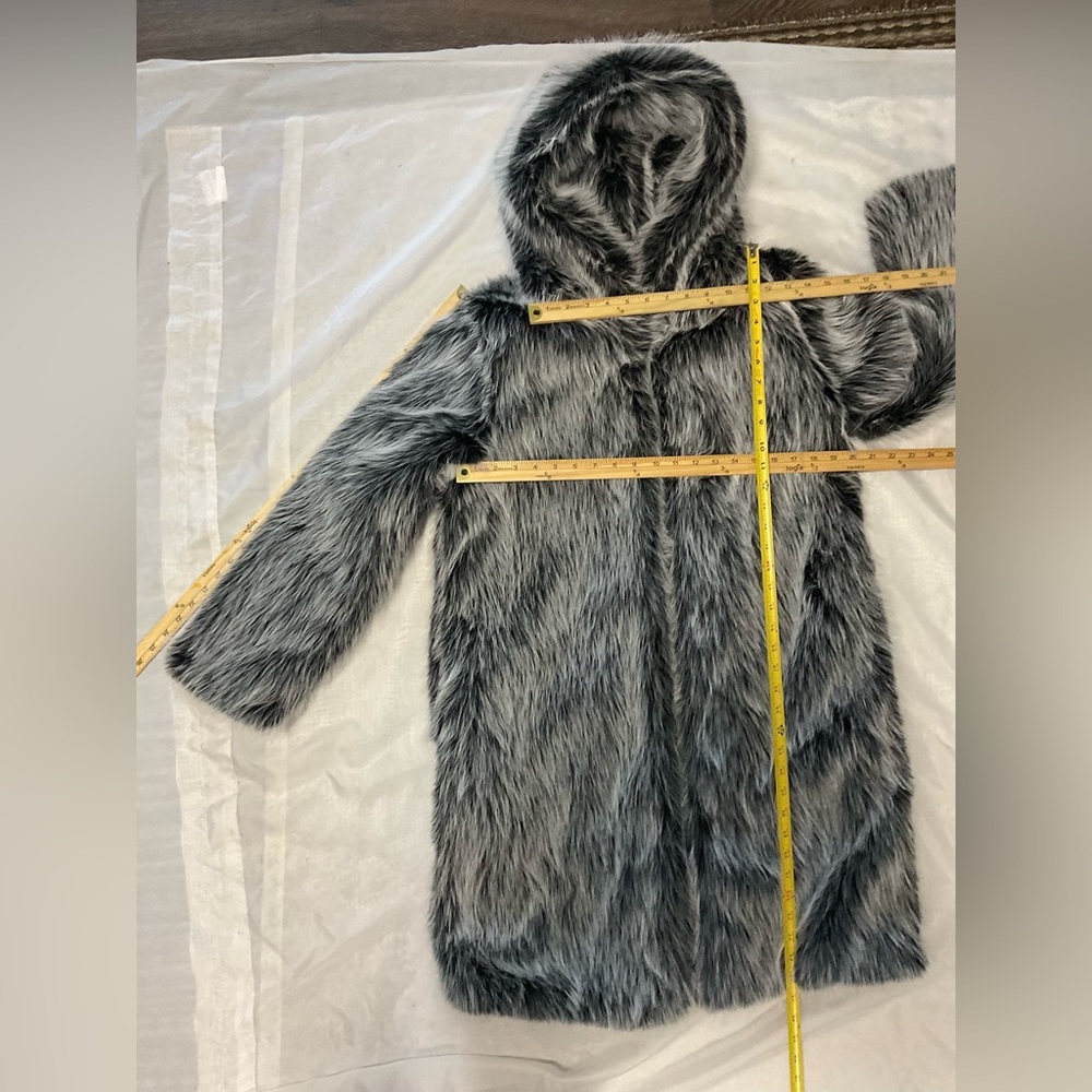NWT  Faux Fur Arctic Fox Silver Black Long Thick Heavy Beautifulb Coat Large - Picture 11 of 16
